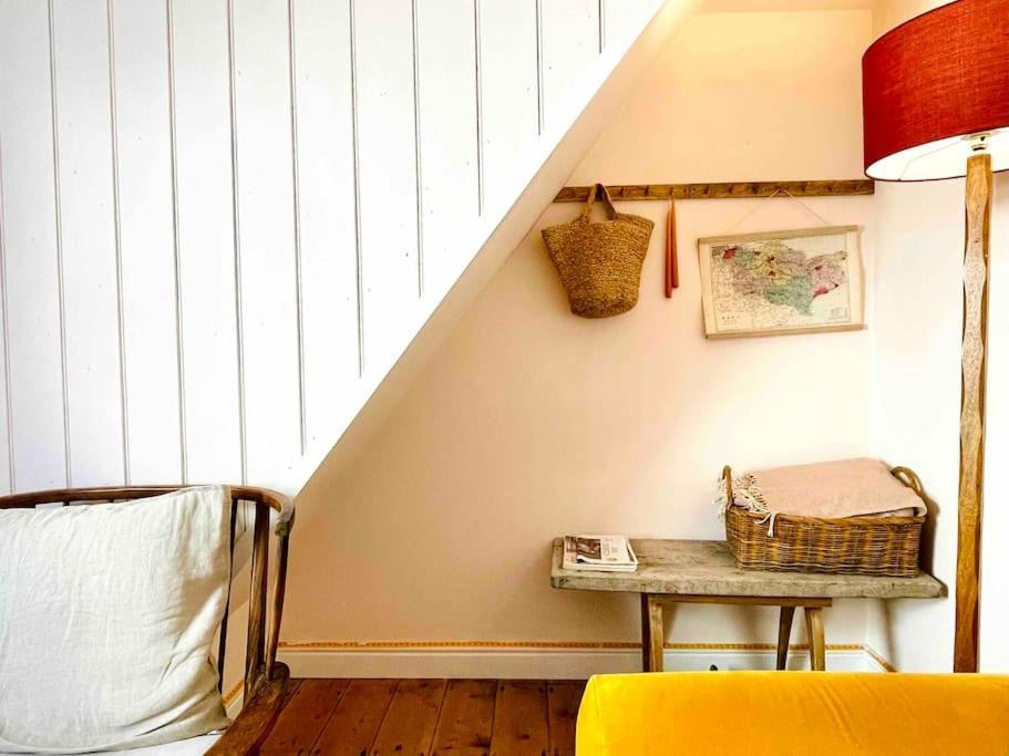 Northdene Cottage - Cosy Old Fisherman'S Cottage Two Mins From Sea - Free Parking - Wood Burning Stove - Roll Top Bath - Dog Friendly เดล ภายนอก รูปภาพ