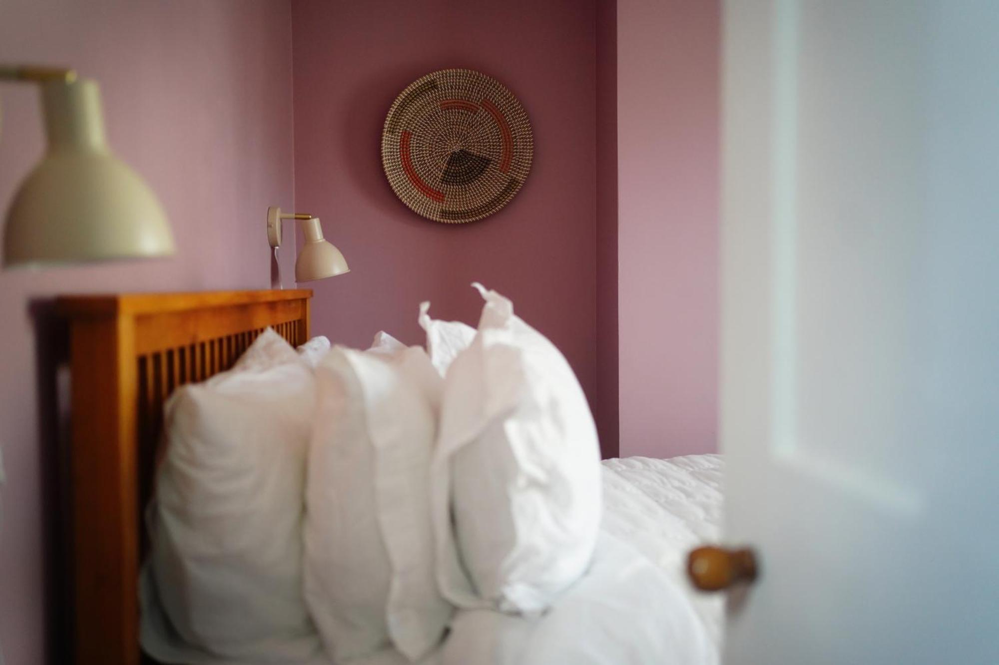 Northdene Cottage - Cosy Old Fisherman'S Cottage Two Mins From Sea - Free Parking - Wood Burning Stove - Roll Top Bath - Dog Friendly เดล ภายนอก รูปภาพ